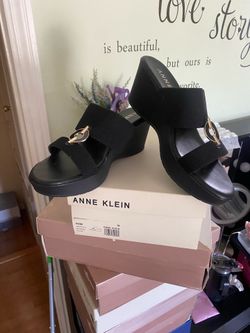 BEAUTIFUL HEEL SHOES