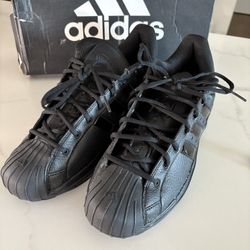 Men’s Black Adidas Basketball Shoes 