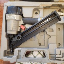 Porter Cable (70-120psi max) (Fastener Length 1 1/4-2 1/2 *In great Working Condition*