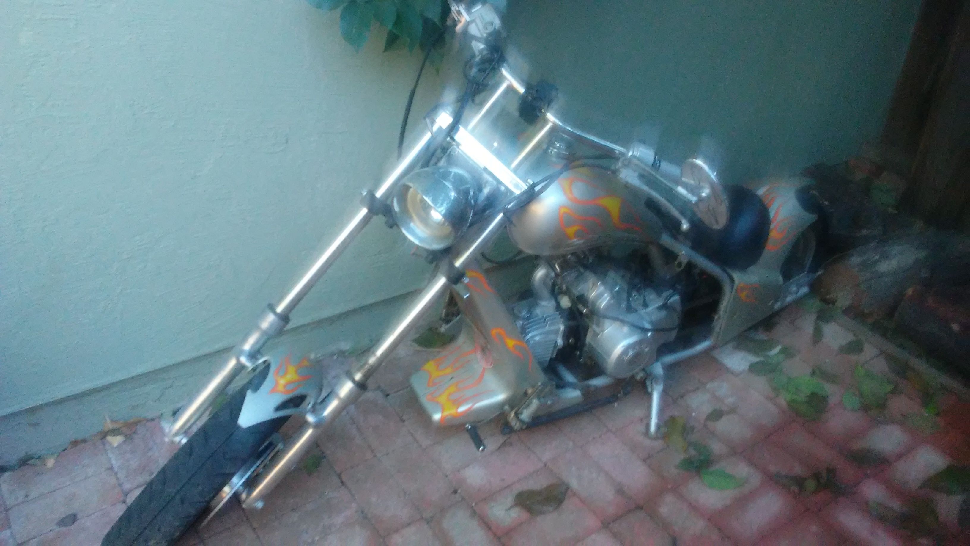 Ricardo motors mini chopper