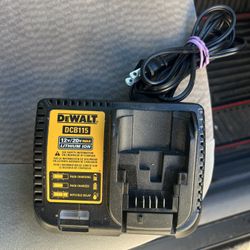 DEWALT DCB 115 12V/20V max Lithium Ion 