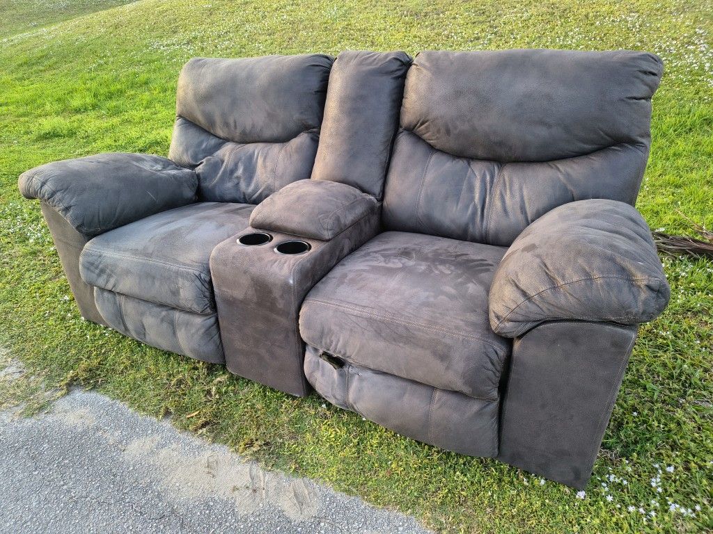 Double Recliner