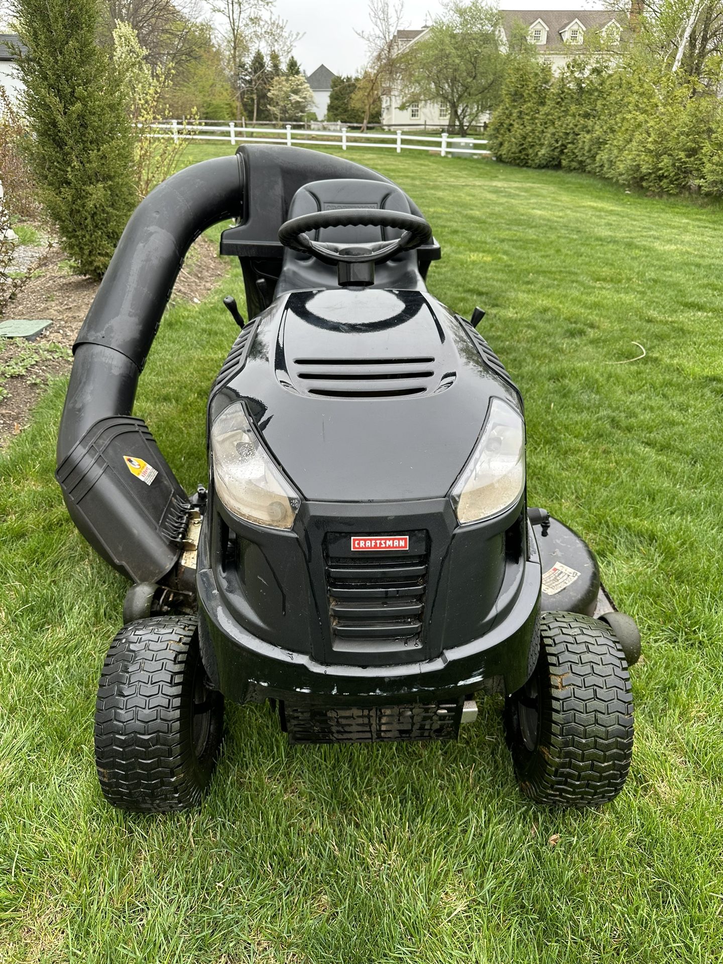 CRAFTSMAN LT2500 RIDING LAWN MOWER