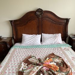 Solid Wood King Bedroom Set