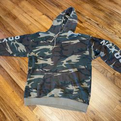 Brixton Men’s Size Large Camo Hoodie