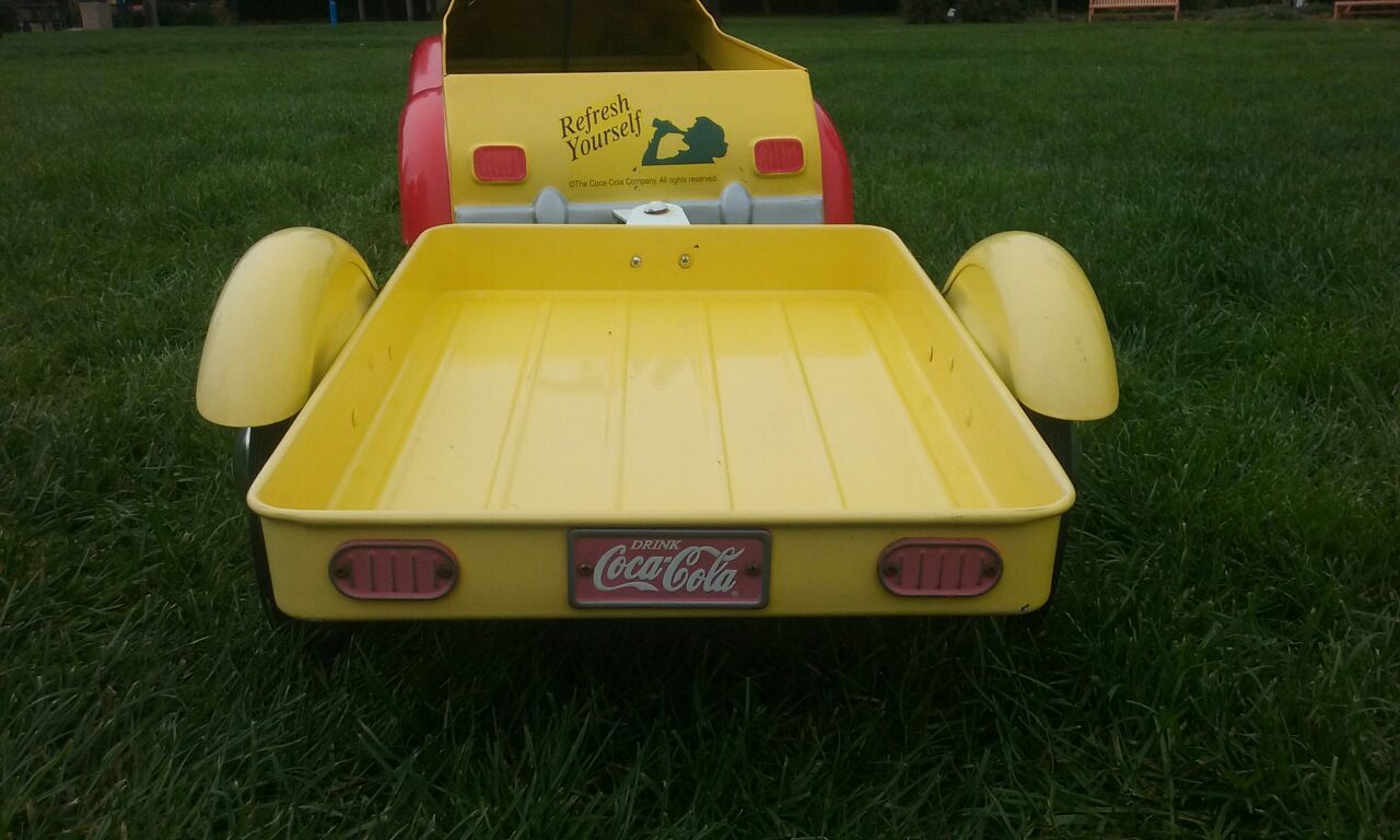 Coca Cola Pedal Car with Trailer... Coke Collectors for Sale in