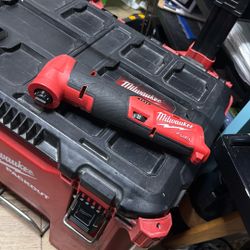 Milwaukee M12 FUEL 12V Lithium-Ion Cordless Oscillating Multi-Tool (Tool-Only)