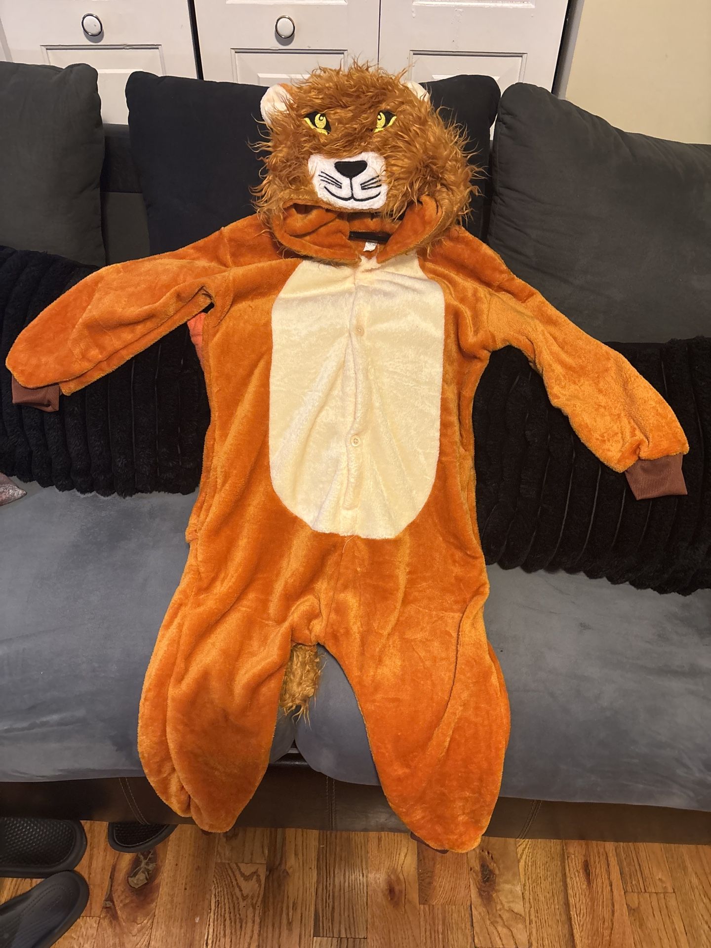 Lion Costume Size 6/7