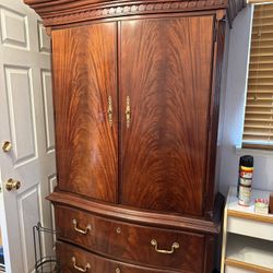 Thomasville Mahogany Armoire