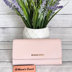 Michael Kors Pink Wallet 