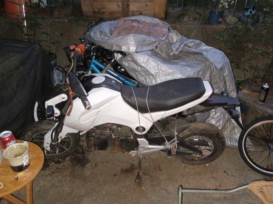 Electric Grom Clone