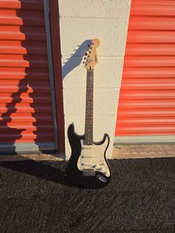 Squier Stratocaster Electric Guitar Black