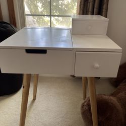 Makeup Vanity With Mirror