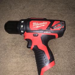 M12 12 Volt drill 3/8
