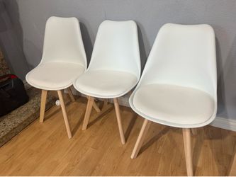3 set white dinning chairs