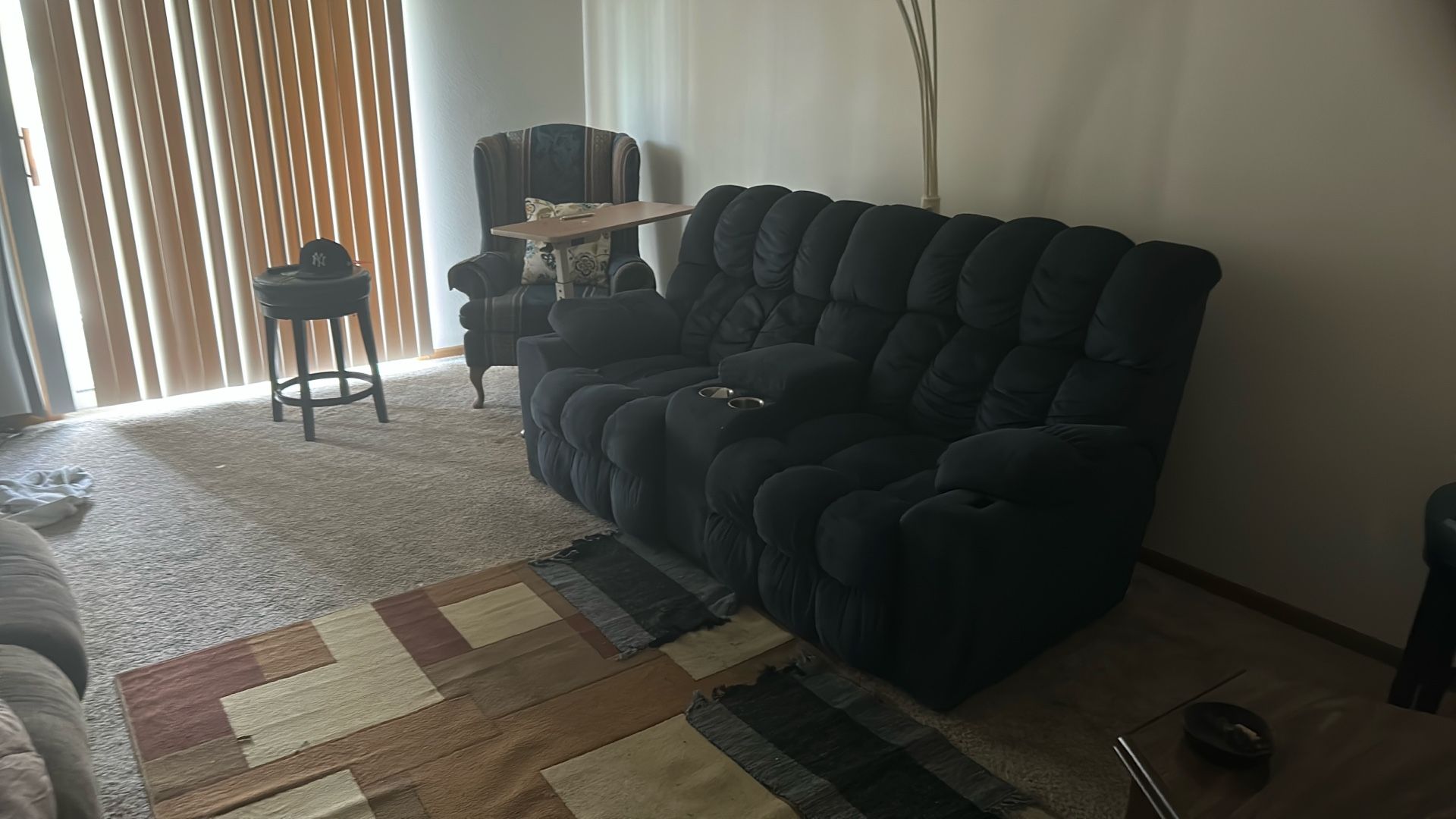 Nice Couch Recliner ( Suede)