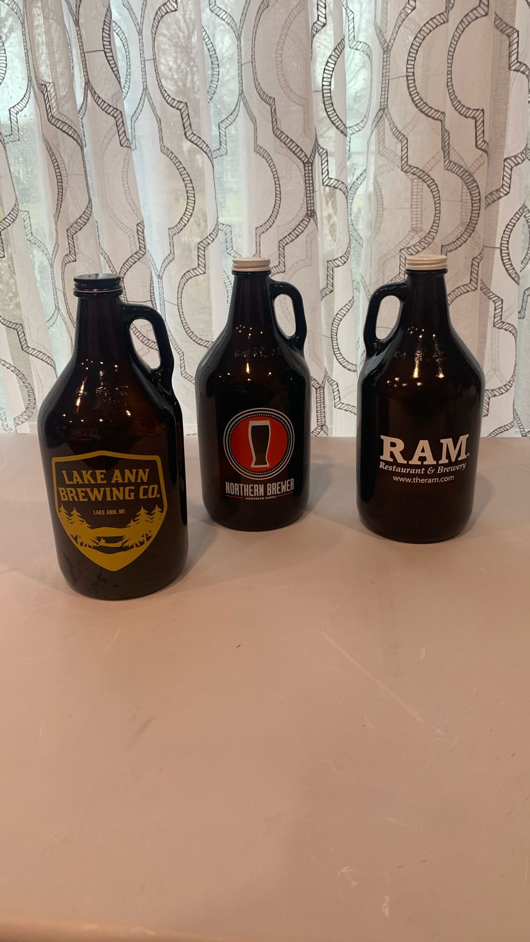 Beer Growlers, Glass