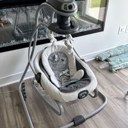 Graco Electric Baby Swing