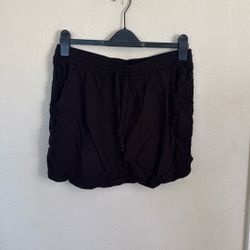 Merona Women’s Large L Black Skirt With Pockets