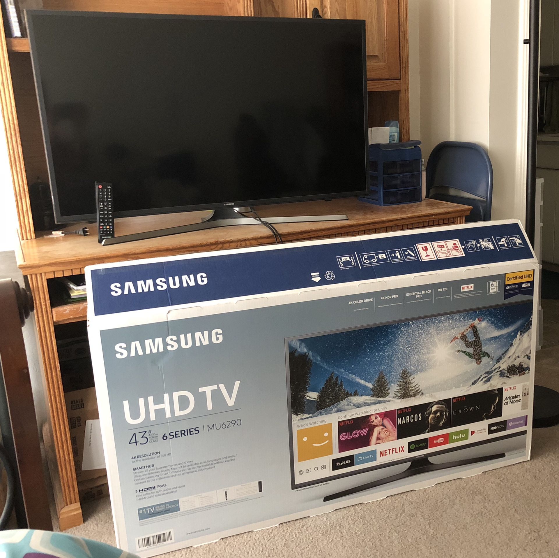 Samsung 43” UHD TV