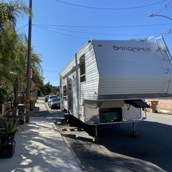 2007 Forest River Sandpiper Toy hauler F32SP