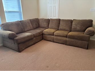 Basset L-Shaped Sectional Sofa, Shelving Unit and 8x10 rug