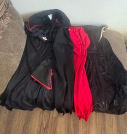 Bundle lot of Halloween costumes 🎃