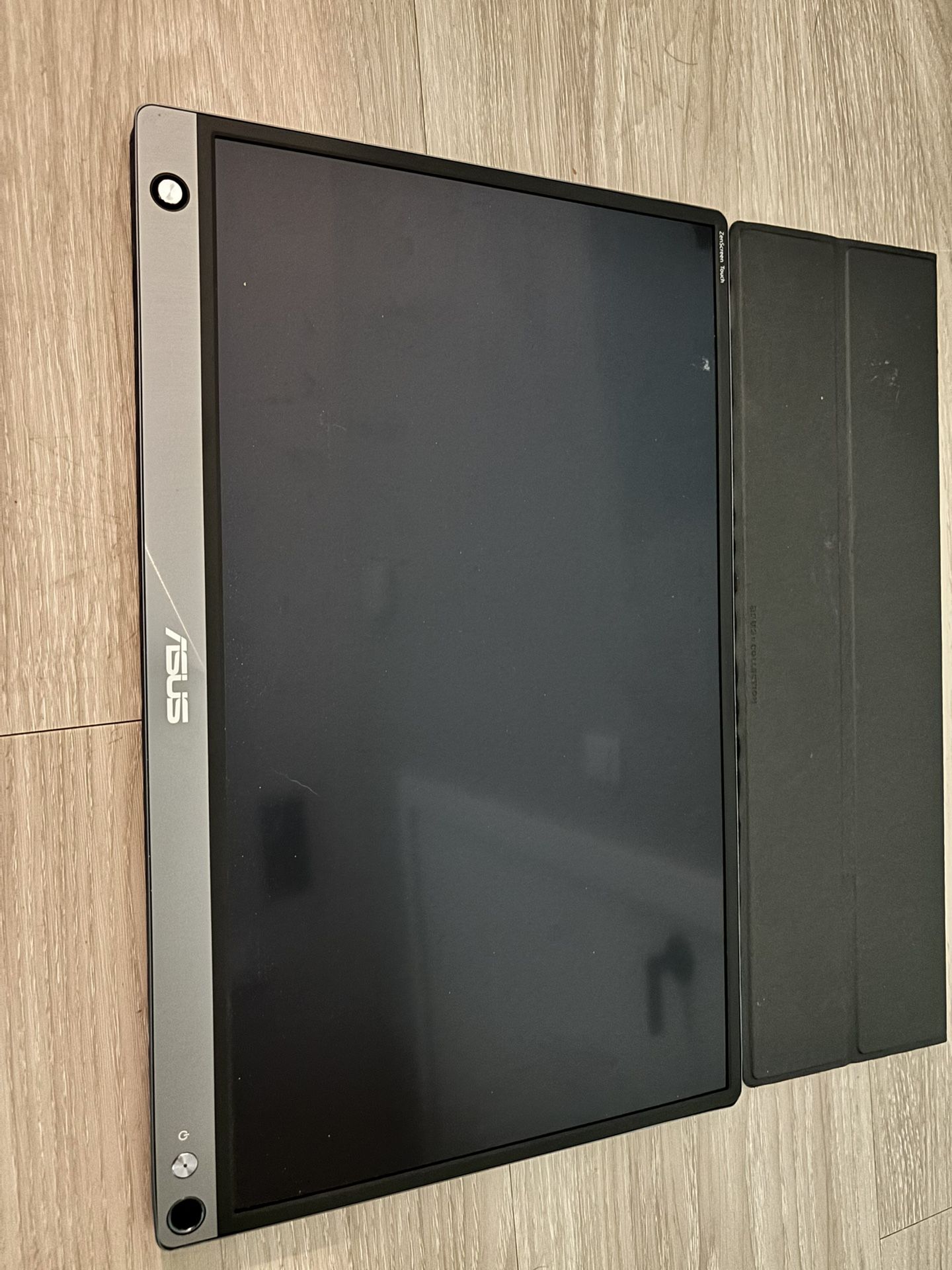 Asus Portable Touchscreen Monitor