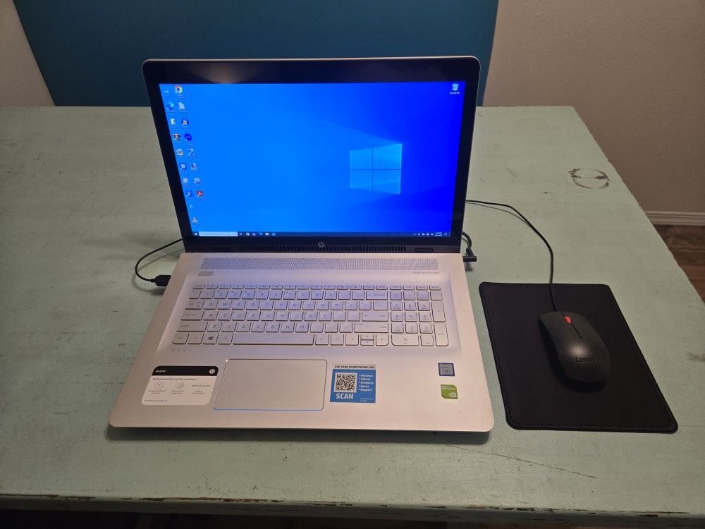 HP Envy Windows 10 Touchscreen Laptop - SSD - Intel i7 CPU - 16GB RAM - DVD Drive 