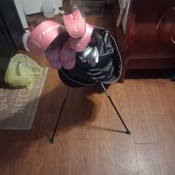 Woman's golf club set