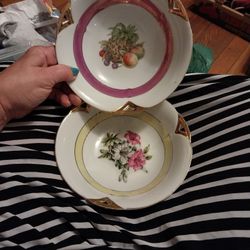 2 Beautiful Irredescent Bowls