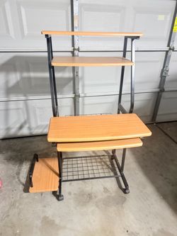 Computer Desk small / escritorio chico