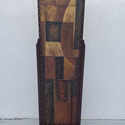 Abstract Stand-Up Art Fixture 