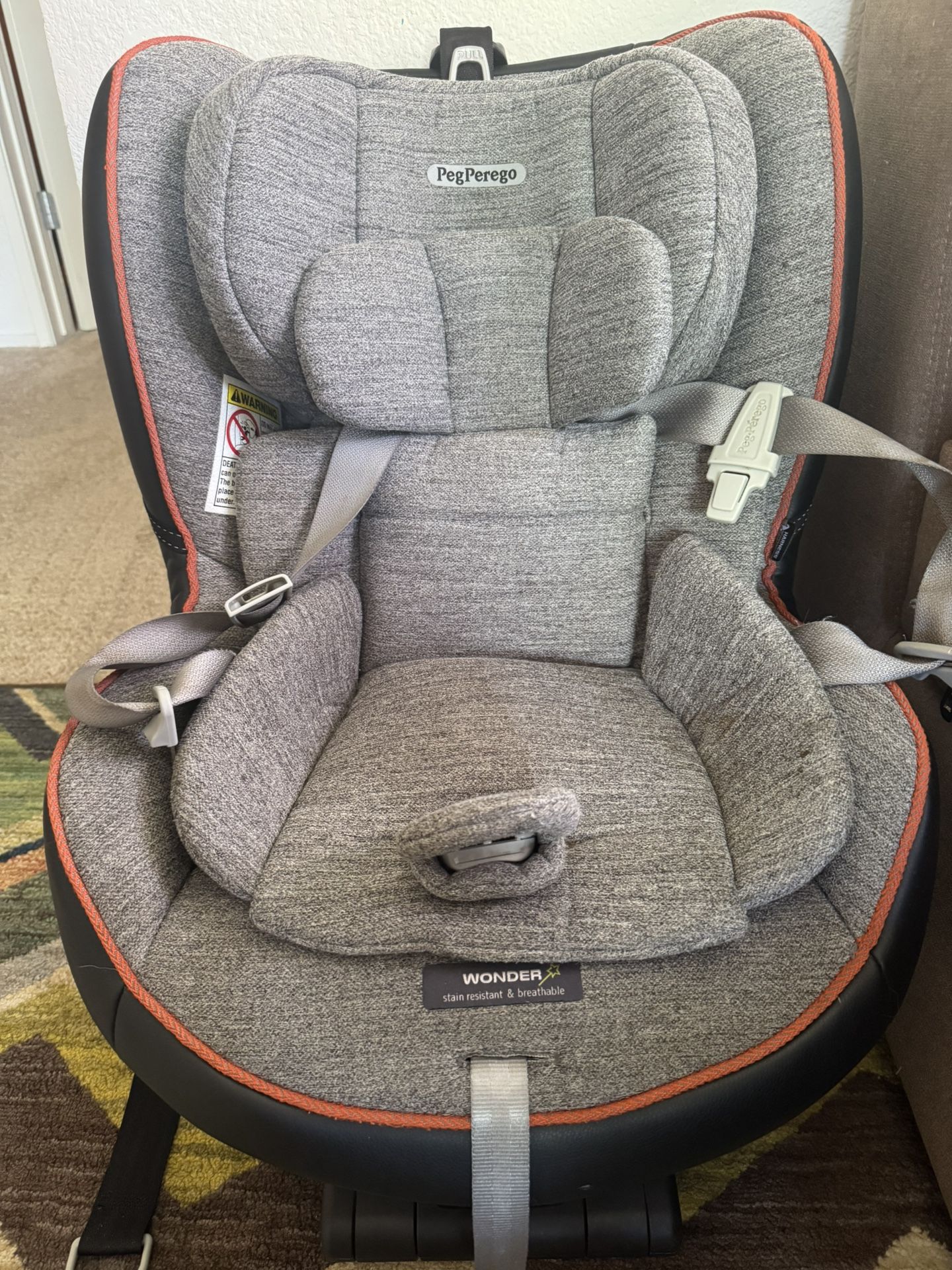 Car seat - Convertible 5-65 Lbs - Front and Rear Facing