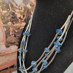 kenneth Cole New York, Necklace,9"IN multiple strand, silver &blue TONE NEW WITH OUT TAG, #1143
