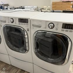 LG white frontload washer and dryer set electric with warranty