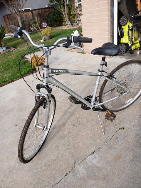 Schwinn City Bike