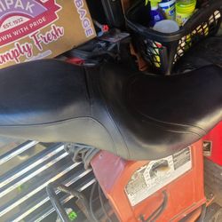 Harley Davidson 2006 Road Glide Seat