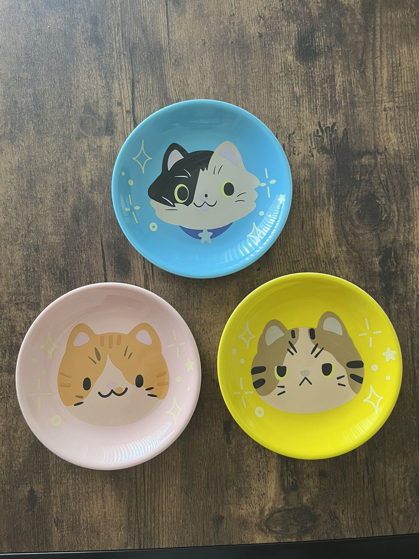 small cat plates