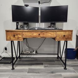 Computer Desk 