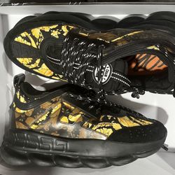 Versace Chain Reaction Central Greek Key Print Black