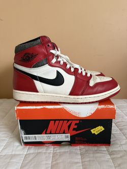 Air Jordan 1 Retro High Chicago Lost And Found Size 10.5