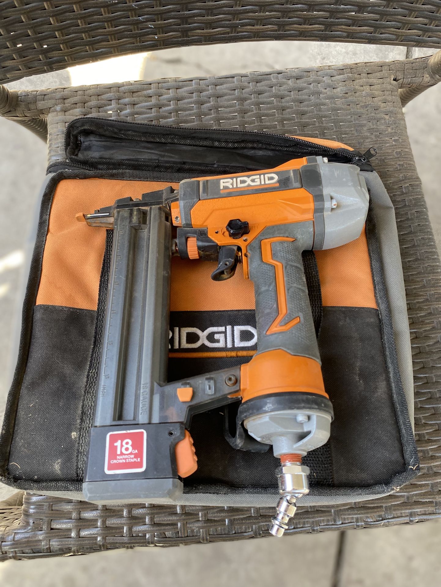 Rigid Staple Gun