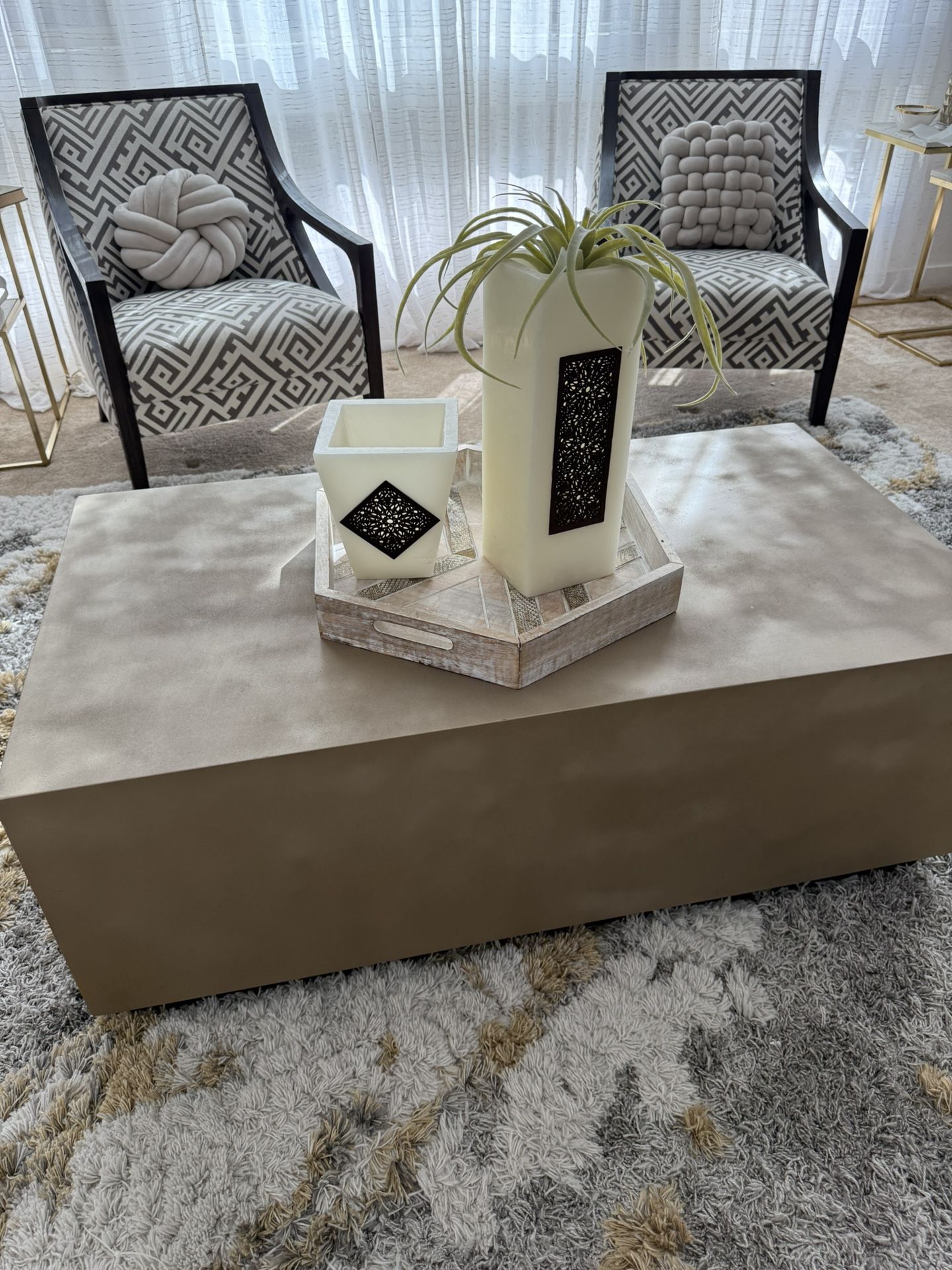 Stunning, modern rustic design, coffee table adds elegance to any living space!!