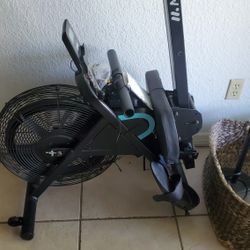 Indoor Rowing Machine 