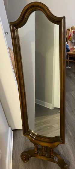 VINTAGE WOODEN FLOOR EASEL STAND-UP MIRROR