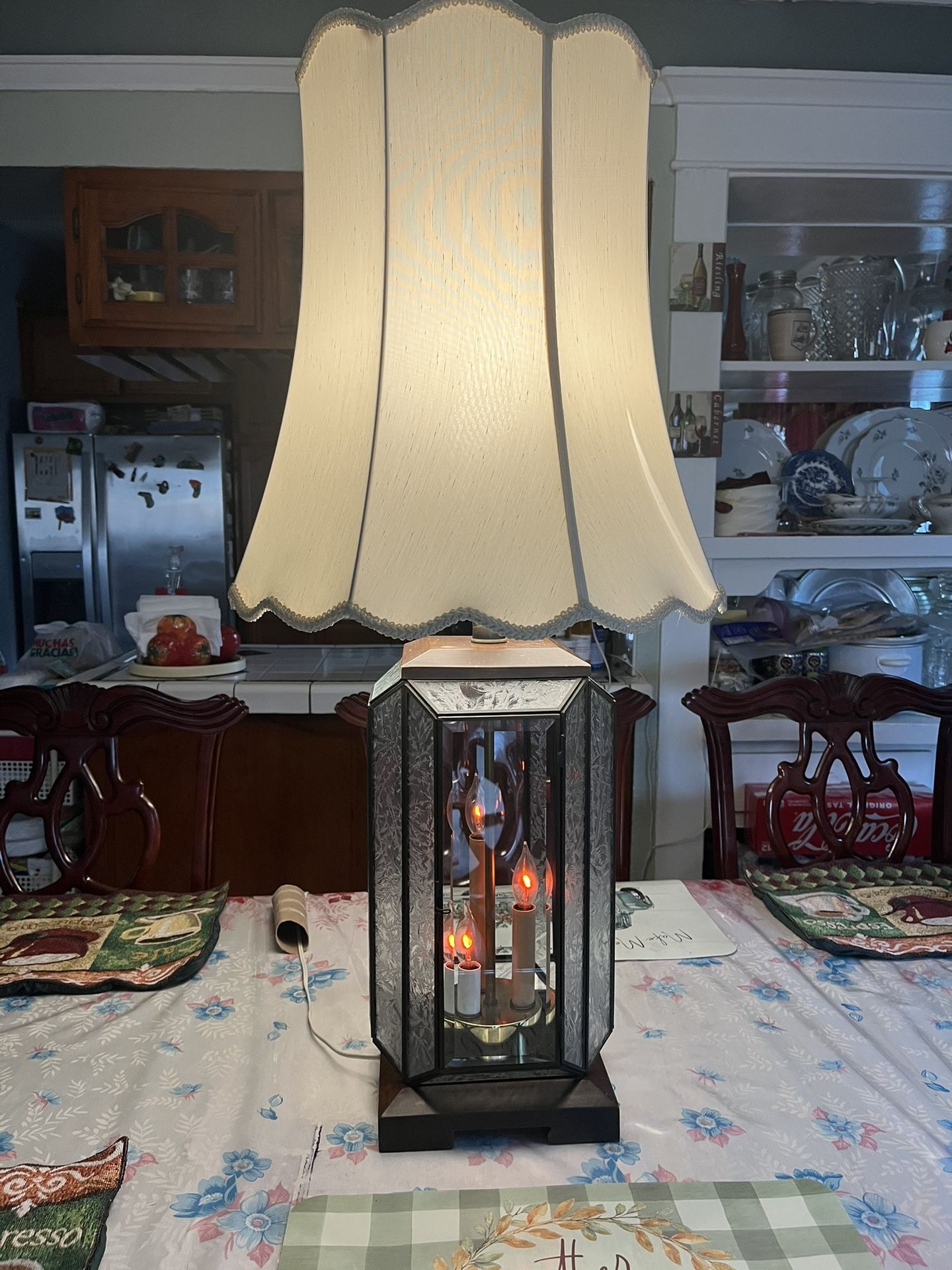 Lamp With Flickering Lights
