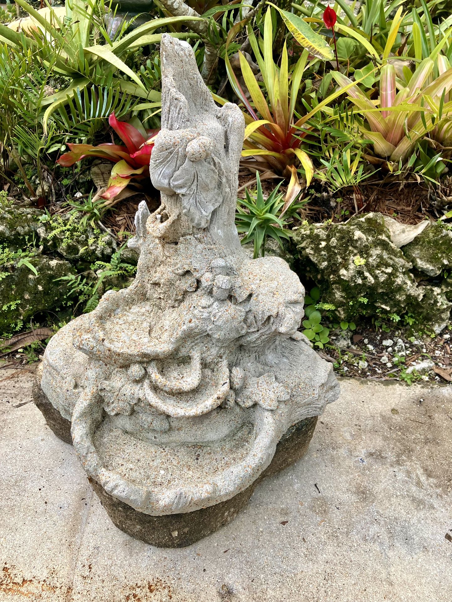 25” Vintage Concrete Fountain with Stand: 25.5”H x 20”W x 14”D