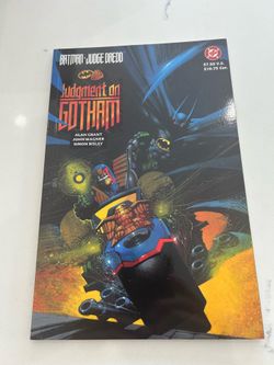 Batman - Judge Dredd : Judgement on Gotham by Alan Grant and John Wagner, 5th Printing, 1991, NM
