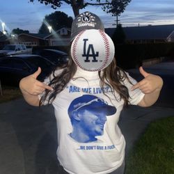 Los Angeles Dodgers Size Large Kike Hernandez 